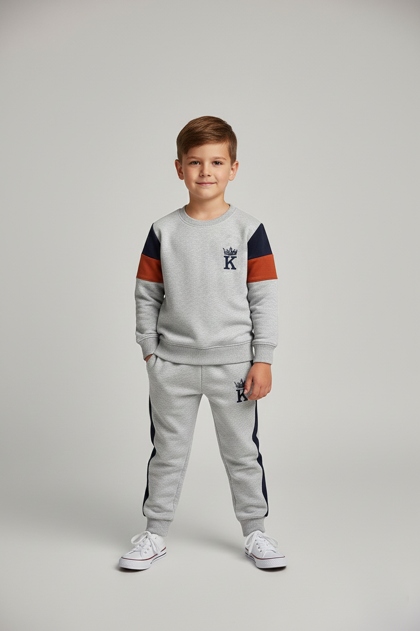 King winter kids sweatshirt & Trouser Set