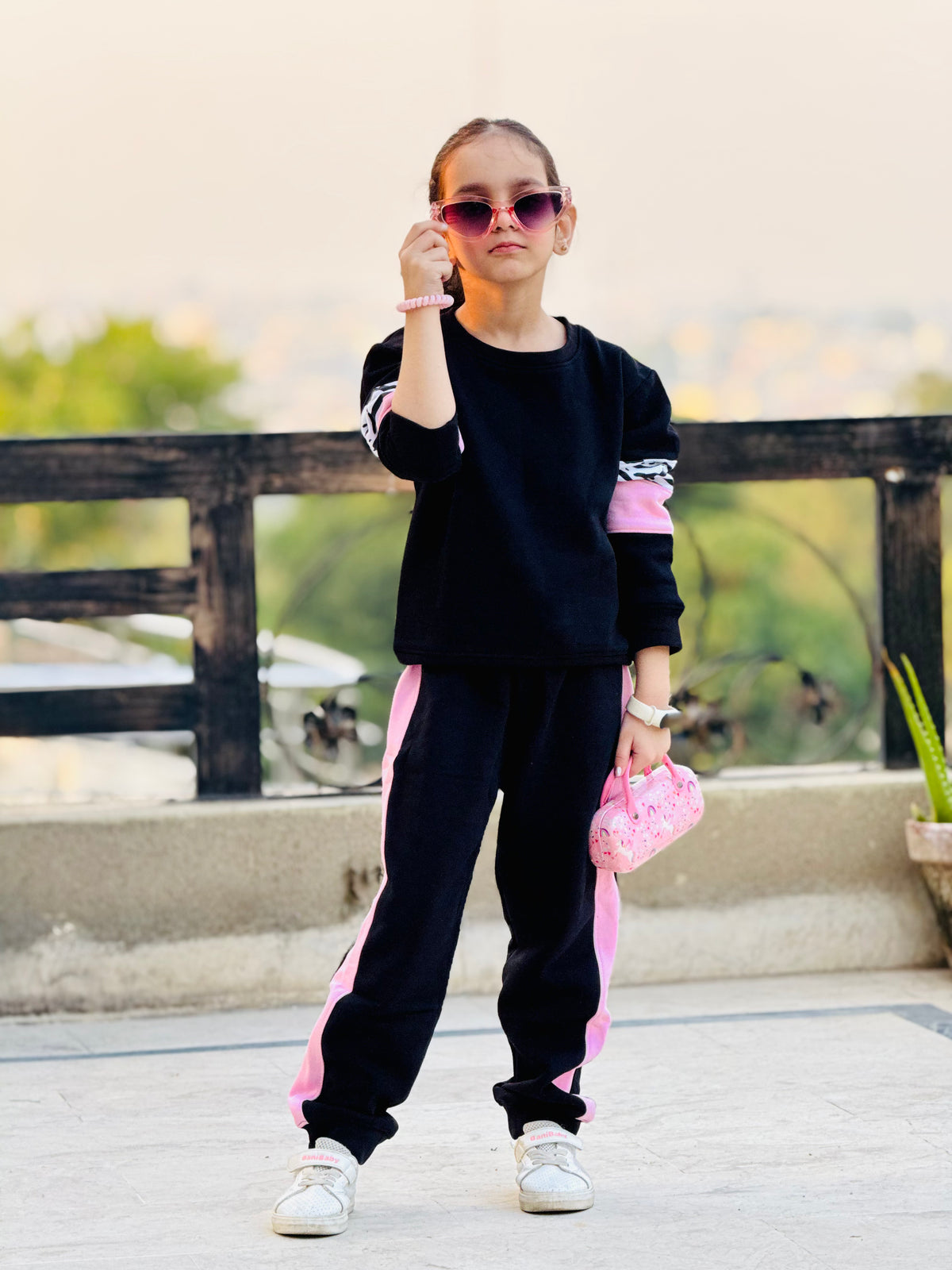 Byd winter kids Sweatshirt & Trouser Set