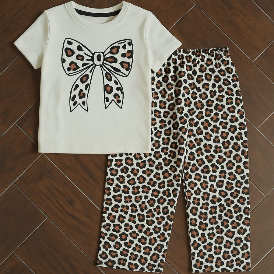 Wild chic summer t shirt & trouser