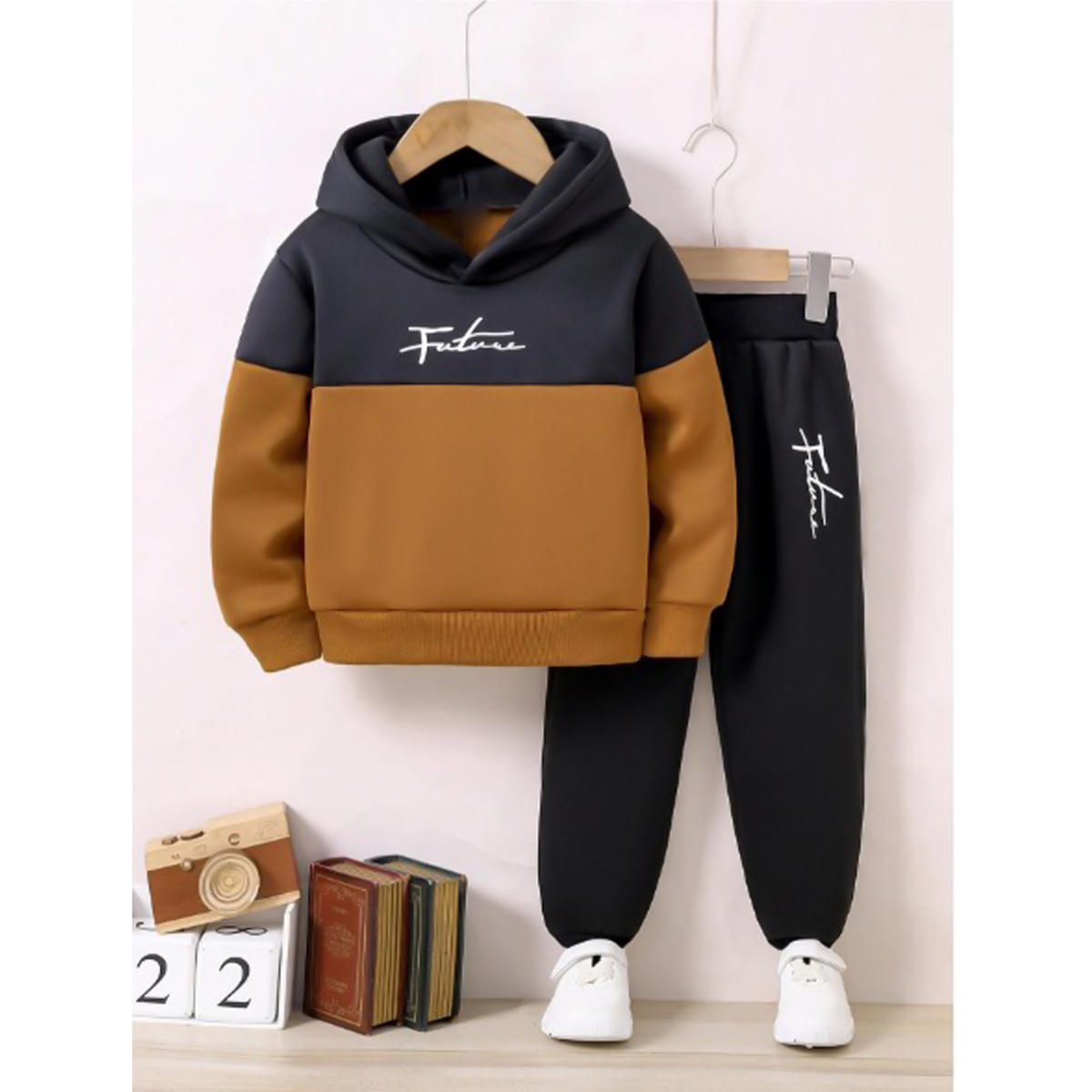 Future winter Hood & Trouser Set